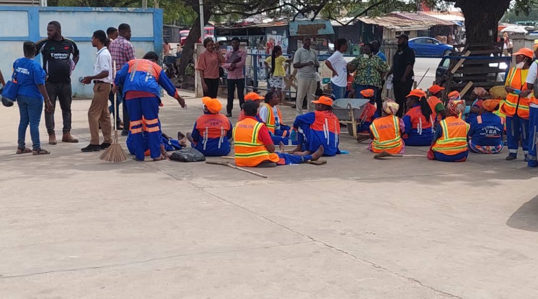 TMA ORGANIZES A 5-HOUR CLEANUP EXERCISE WITHIN THE CENTRAL BUSINESS DISTRICT (CBD) OF TEMA.