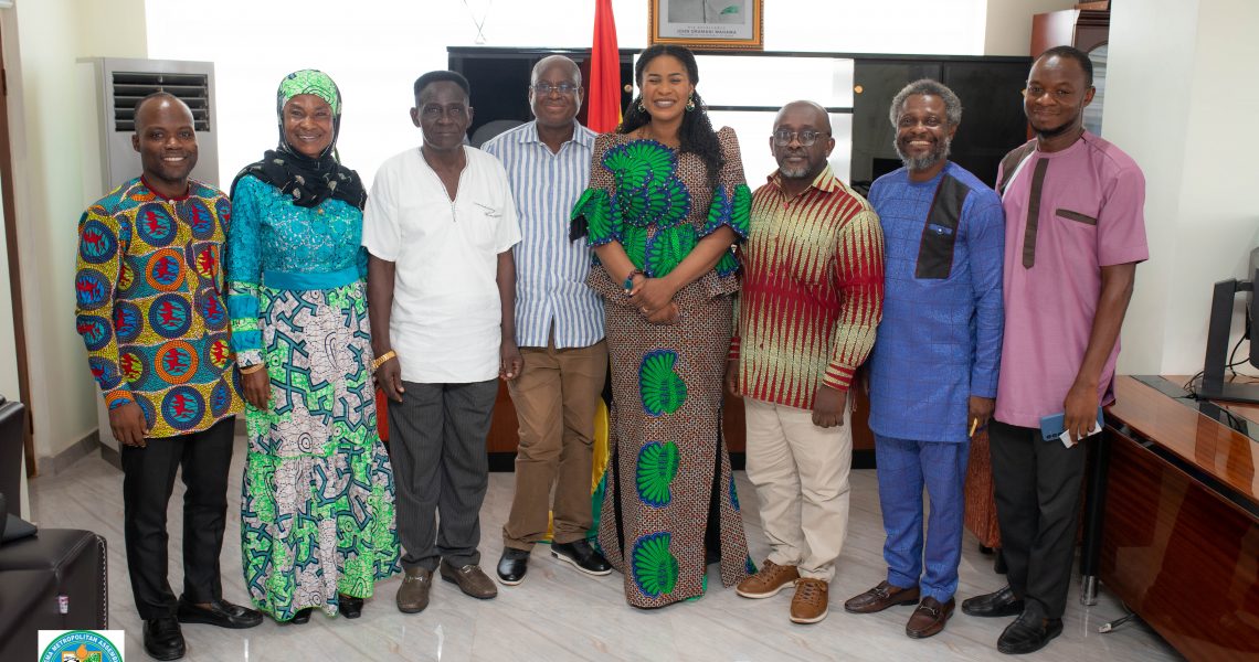 RELIEF & AID INTERNATIONAL PAYS COURTESY CALL ON MAYOR EBI BRIGHT.